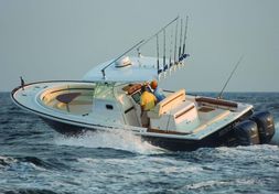 2023 Hunt Yachts 32 Center Console