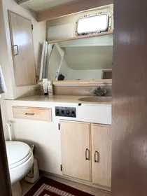 1993 Tollycraft Pilothouse