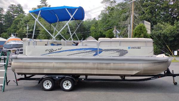 Used 2005 Bennington 2275 RL, 12845 Lake George - Boat Trader