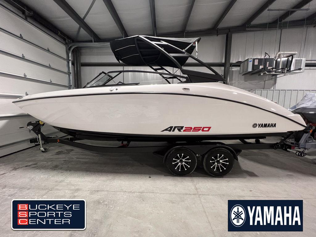 New 2024 Yamaha Boats AR250, 44264 Peninsula Boat Trader