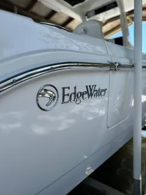 2021 Edgewater 262CC