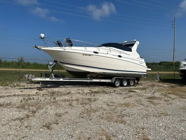 1998 Cruisers Yachts 2870 Rogue