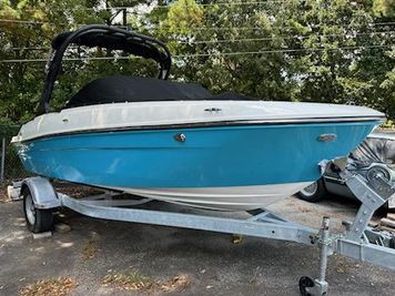 2023 Bayliner VR4 Bowrider Outboard