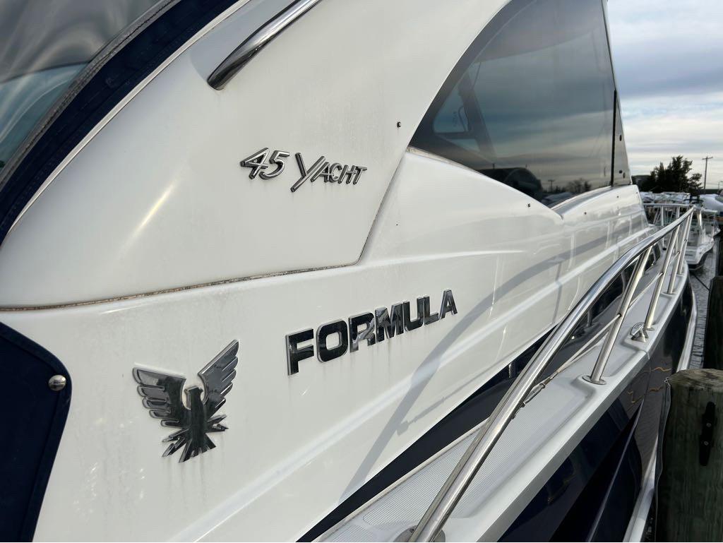 2015 Formula 45 Yacht