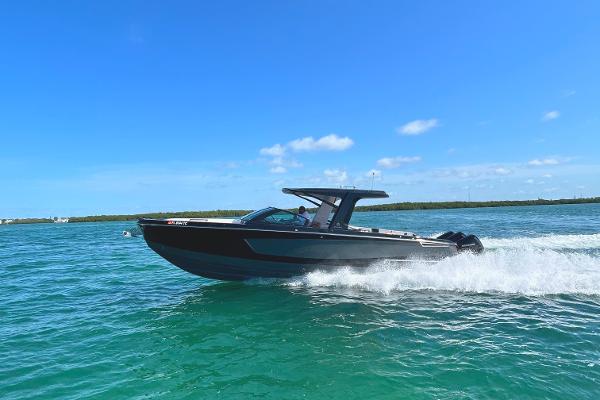 Used 2022 Aviara AV36 OB, 33037 Key Largo - Boat Trader