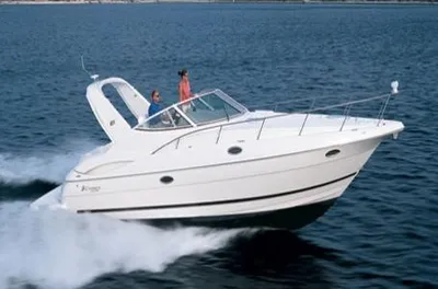 2004 Cruisers Yachts 320 Express