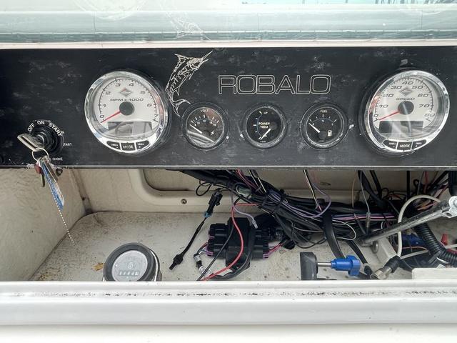 1995 Robalo 1820 Center Console