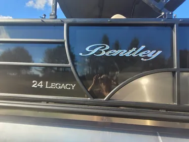 2024 Bentley Pontoons legacy