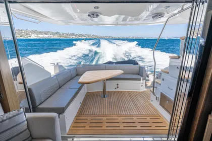 2018 Sea Ray L590 Fly