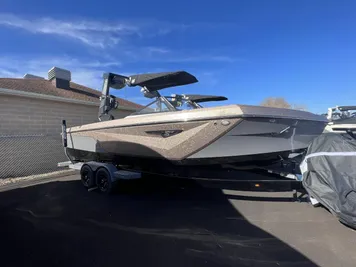 2023 Nautique S25