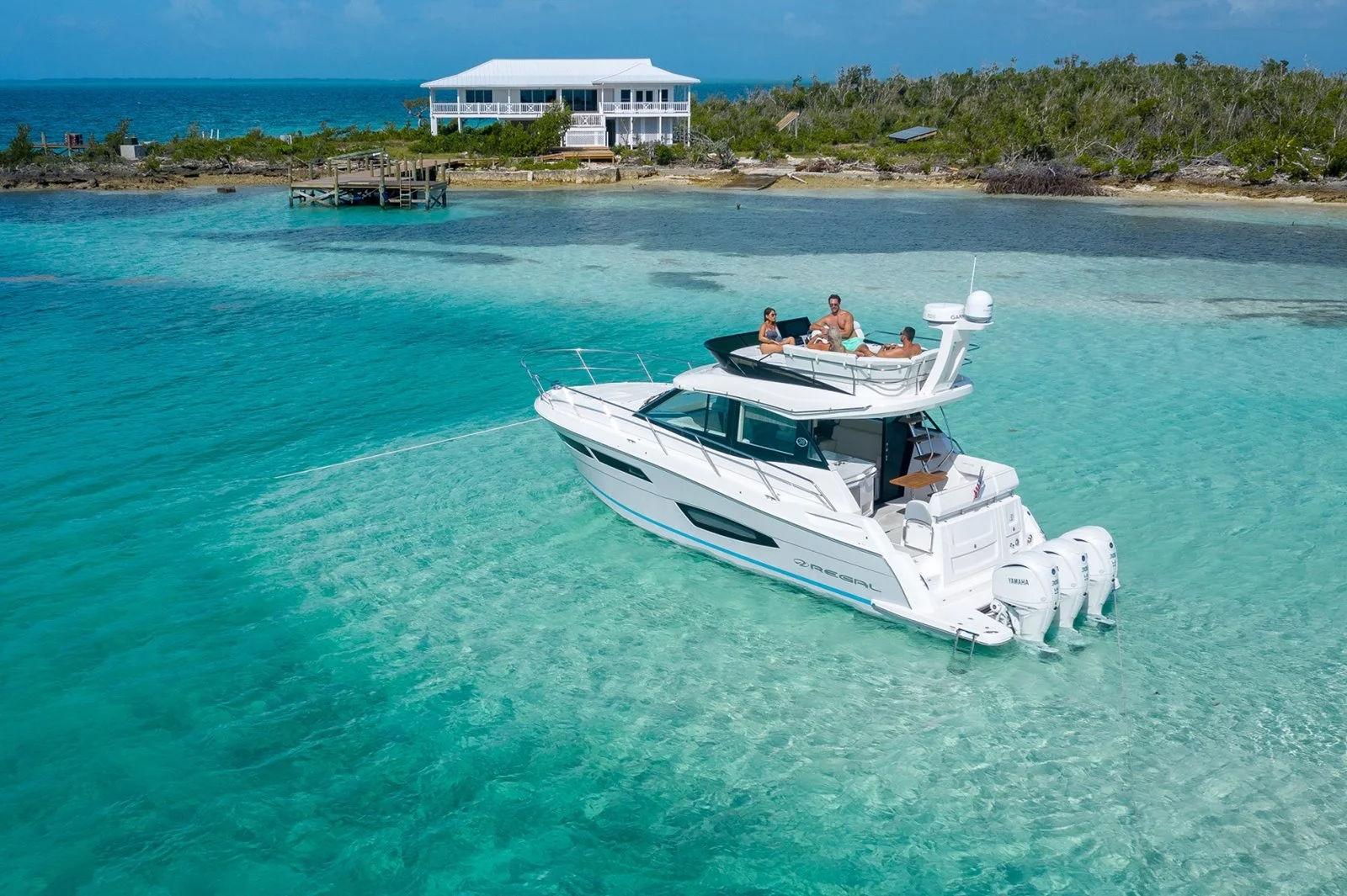 New 2024 Regal 38 FXO, 01960 Peabody Boat Trader