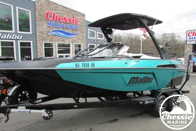 2022 Malibu Wakesetter 20 VTX