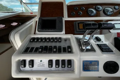 1995 Sea Ray 400 Express Cruiser