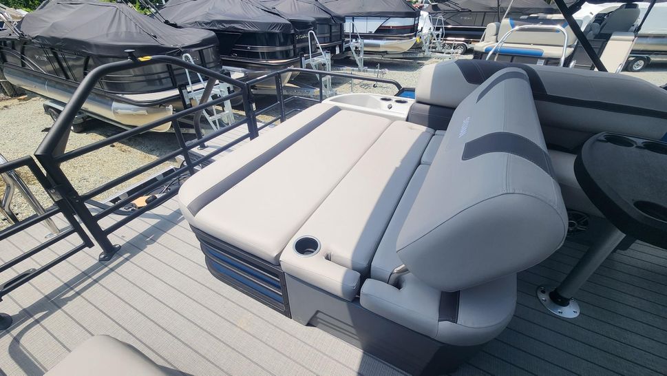 New 2024 Sylvan L3 CLZ DH, 27703 Durham Boat Trader