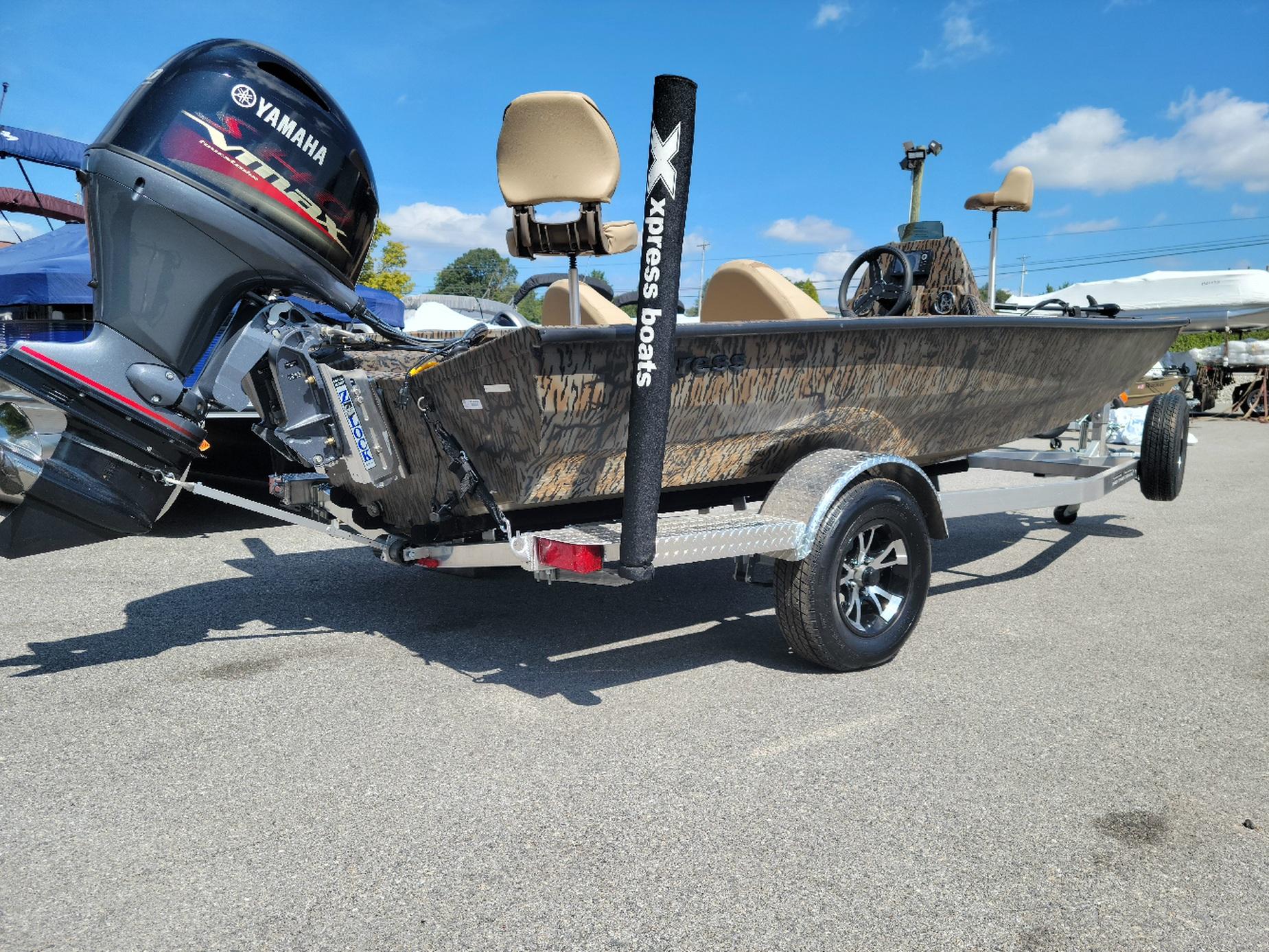 New 2023 Xpress H18 Bass, (In stock!), 17362 Spring Grove - Boat Trader