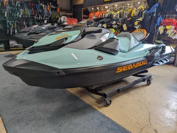 2024 Sea-Doo Wake 170 BRP Premium Audio, iDF, iBR