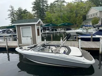 2011 Four Winns H Series H200