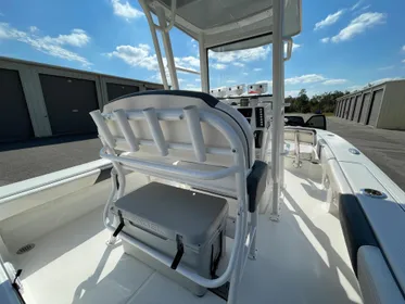 2019 Robalo Cayman 246SD