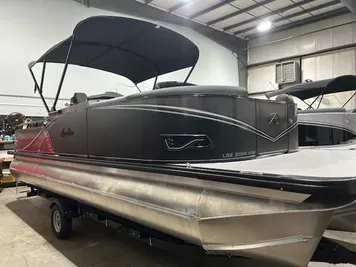 2024 Avalon LSZ Versatile Rear Bench 23 FT