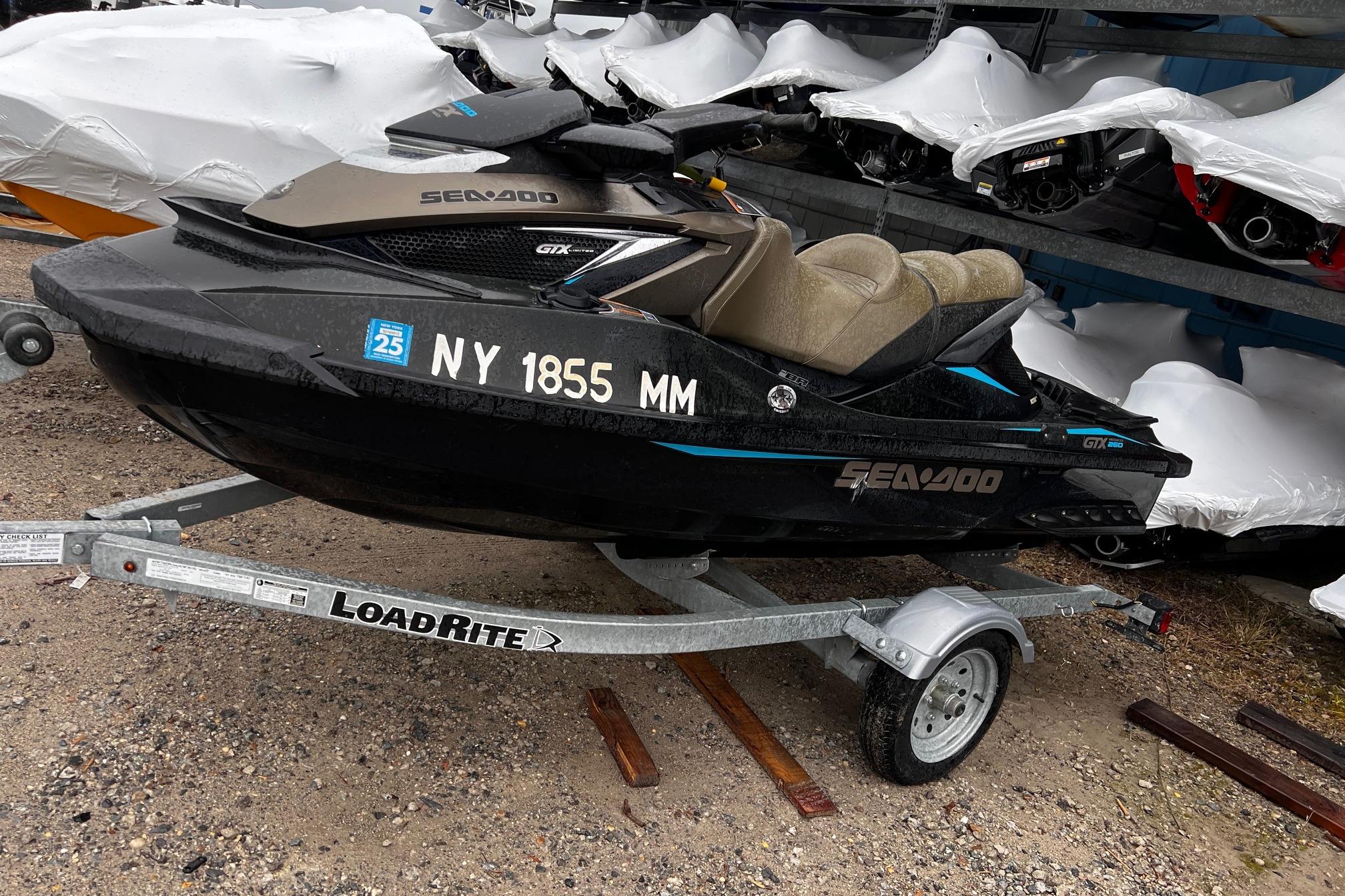 2016 Sea-Doo GTX Limited iS 260