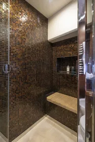 VIP En-Suite Shower