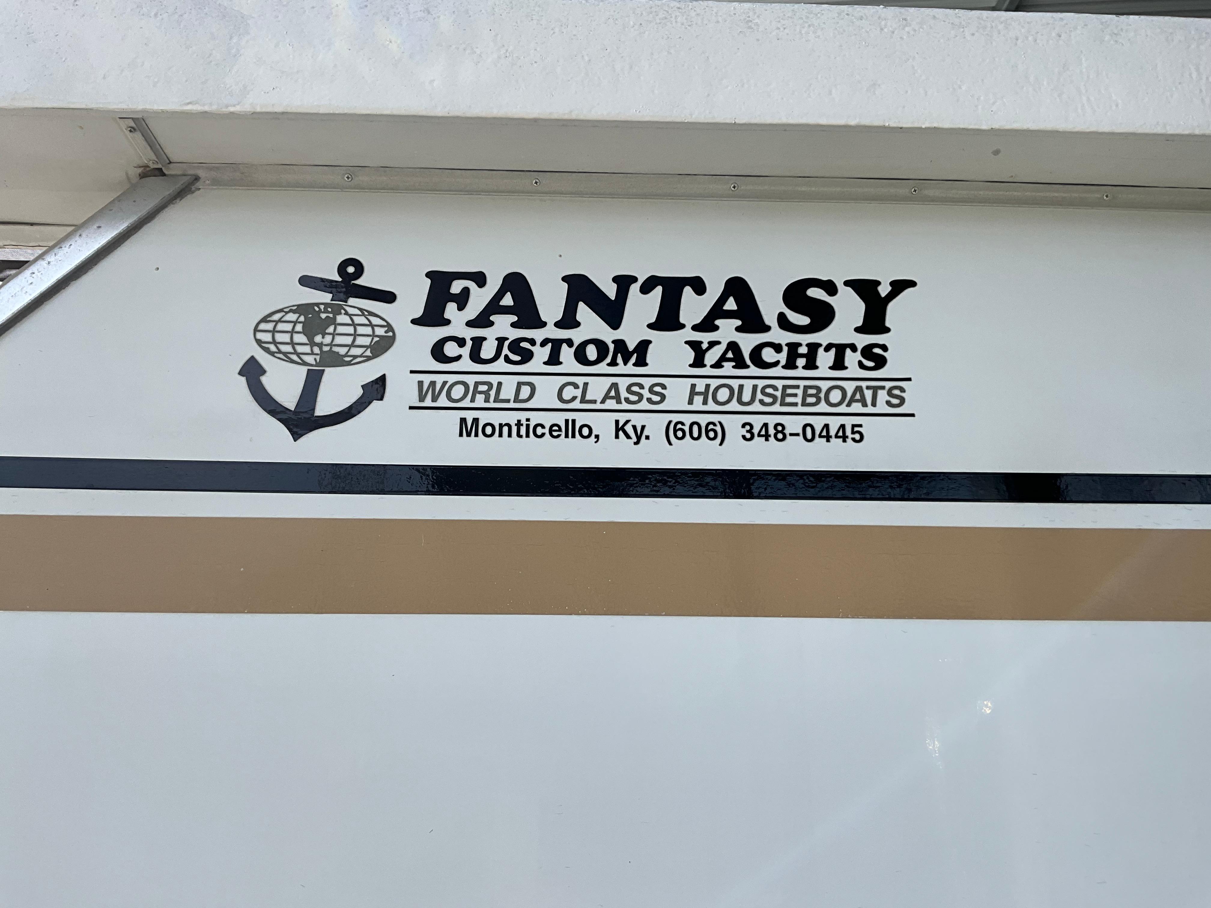 1999 Fantasy Houseboat