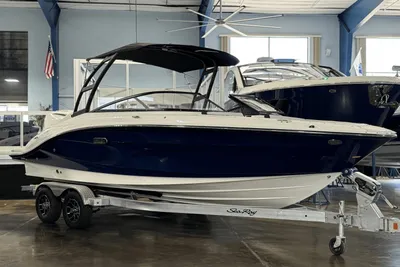 2024 Sea Ray SPX 210 Outboard