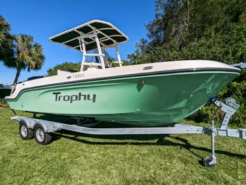 2024 Bayliner Trophy T22CX