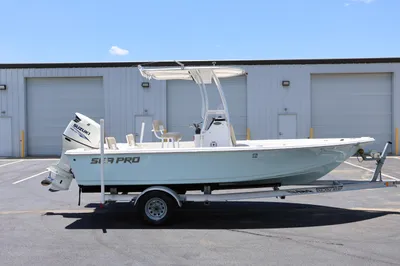 2017 Sea Pro 208 Bay