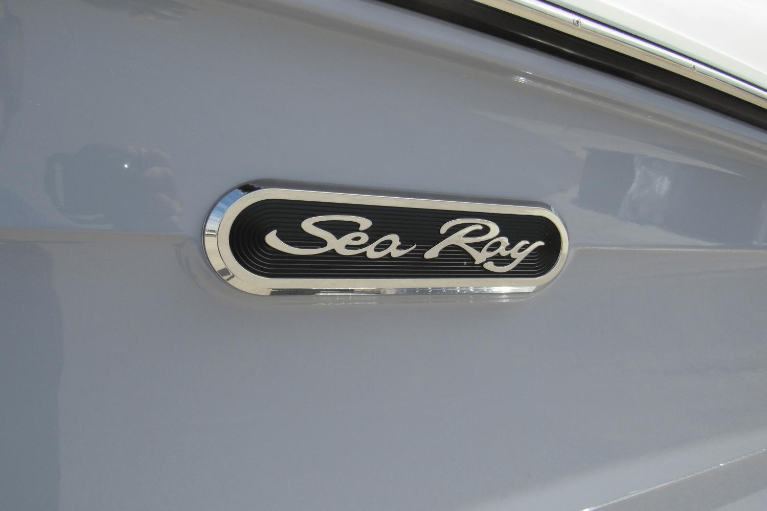 2024 Sea Ray SPX 210