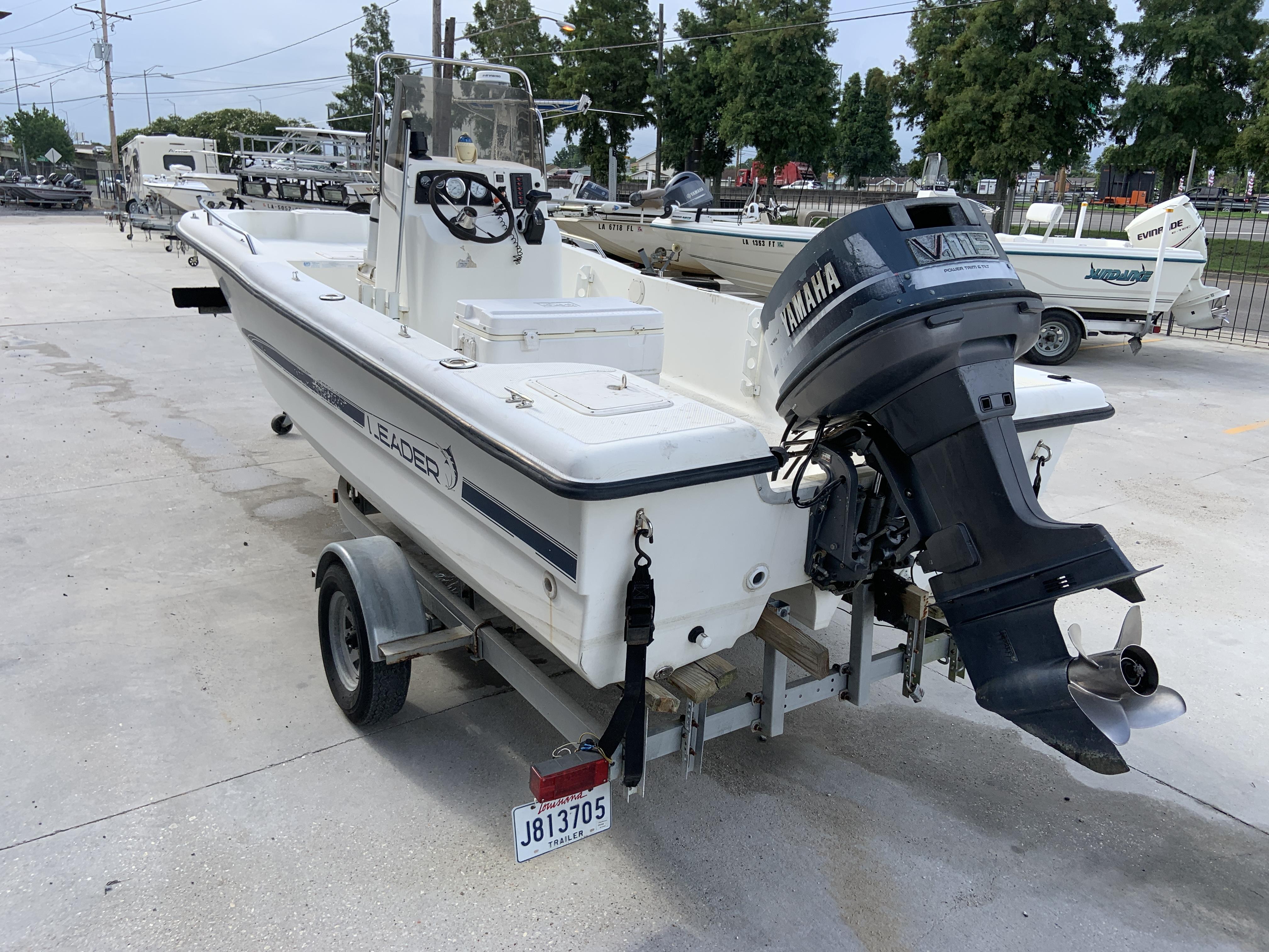 18 foot leader catamaran