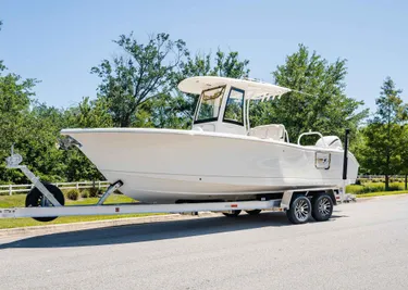 2025 Sea Hunt Ultra 255 SE