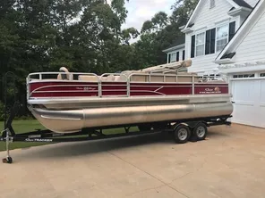 2019 Sun Tracker Fishin' Barge 22 XP3