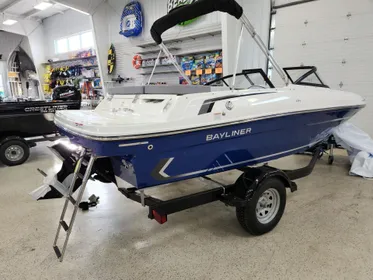 2024 Bayliner VR4