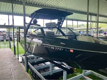 2016 Malibu Wakesetter 25 LSV