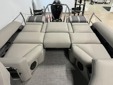 2024 BARLETTA BOATS Lusso L23M