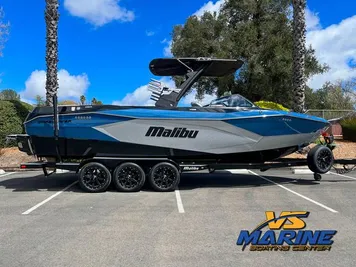 2023 Malibu 26 LSV