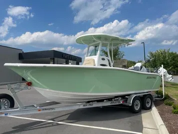 2024 Sea Pro 242 DLX CENTER CONSOLE CC