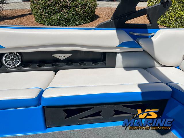 2016 Axis Wake Research A24
