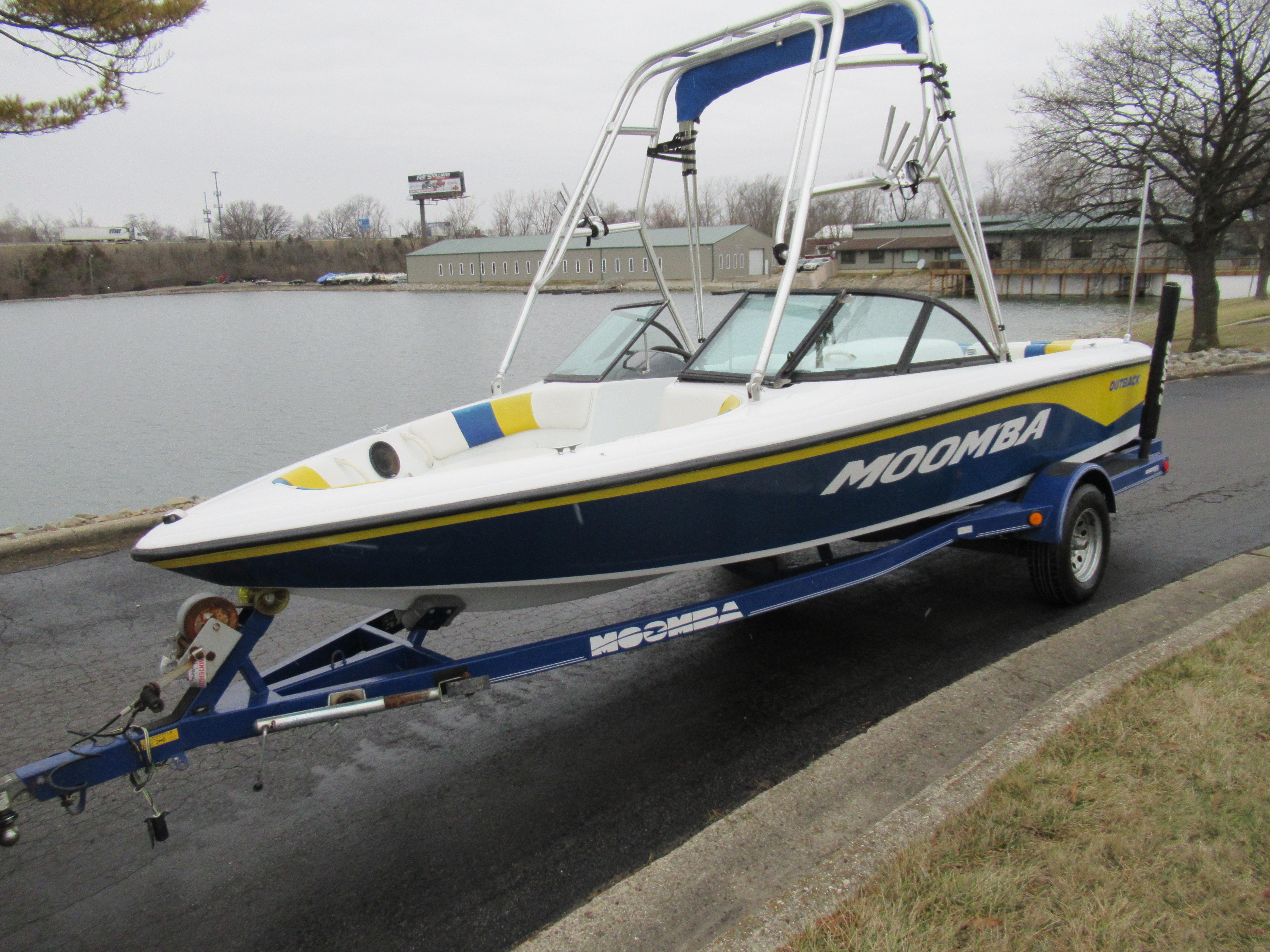2000 Moomba Outback LS
