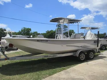 2019 Carolina Skiff 238 DLV