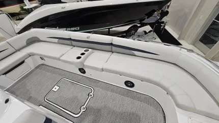 2022 Hurricane SunDeck Sport 201 OB