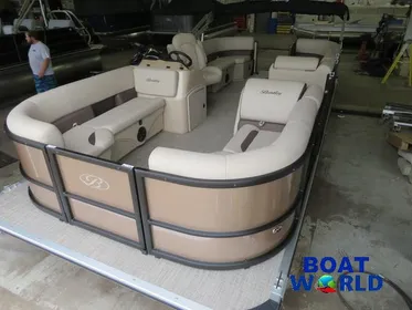 2024 Bentley Pontoons LE 200 CW Quad Lounge Pontoon & Honda 4-Stroke EFI