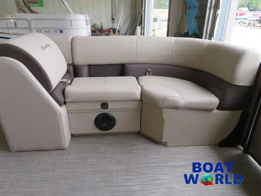 2024 Bentley Pontoons LE 200 CW Quad Lounge Pontoon & Honda 4-Stroke EFI