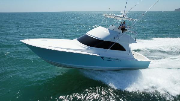 Viking Yachts, Viking 42