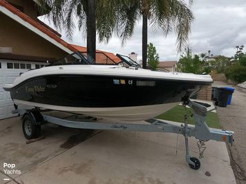 2018 Sea Ray SPX 190