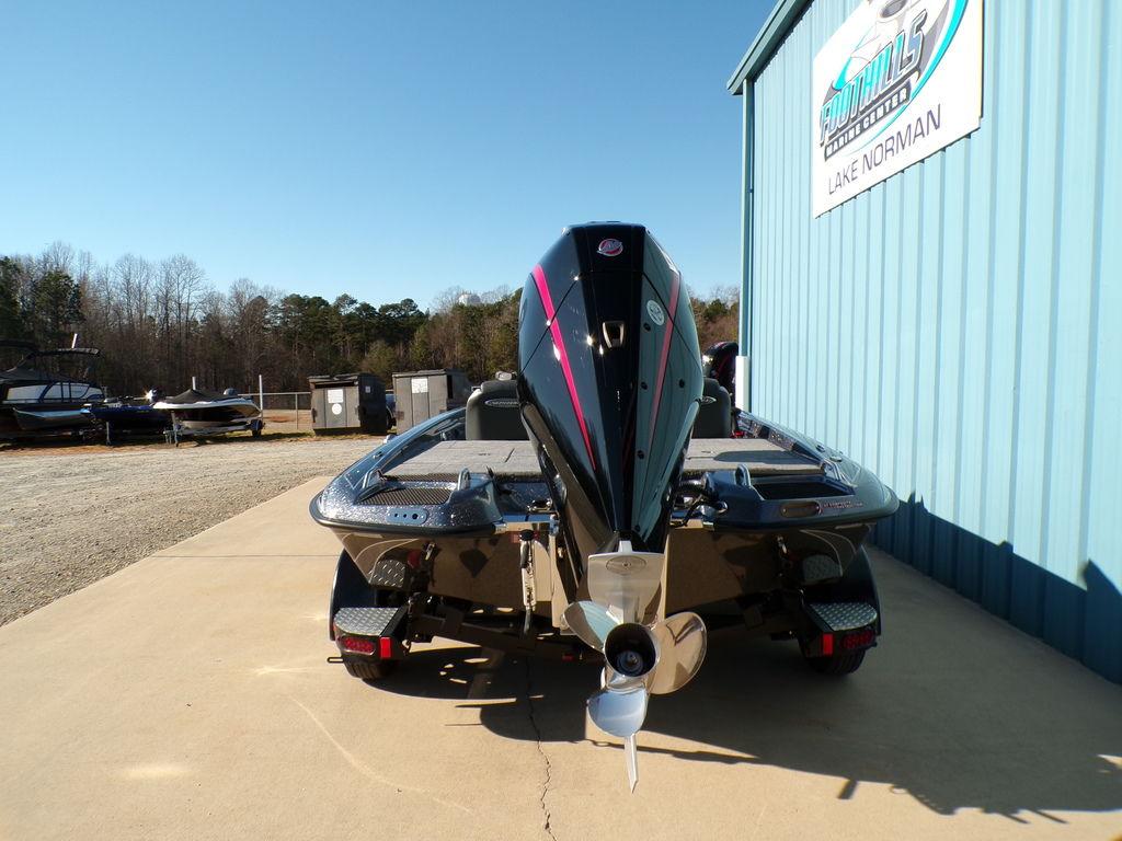 New 2025 Phoenix 819 ZXL, 28117 Mooresville - Boat Trader