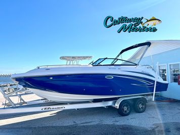 2023 Hurricane SunDeck 2486 OB