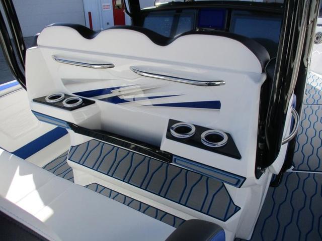2021 Sunsation Powerboats 40 CCX