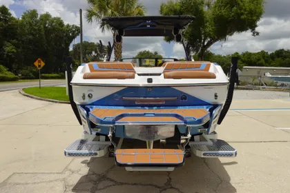 2024 Malibu Wakesetter 24 MXZ